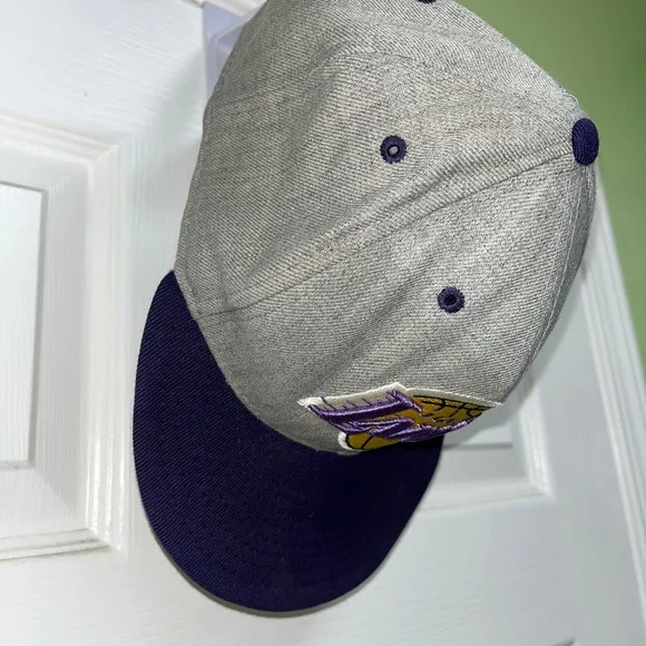 LA Lakers OS - Picture 10 of 12